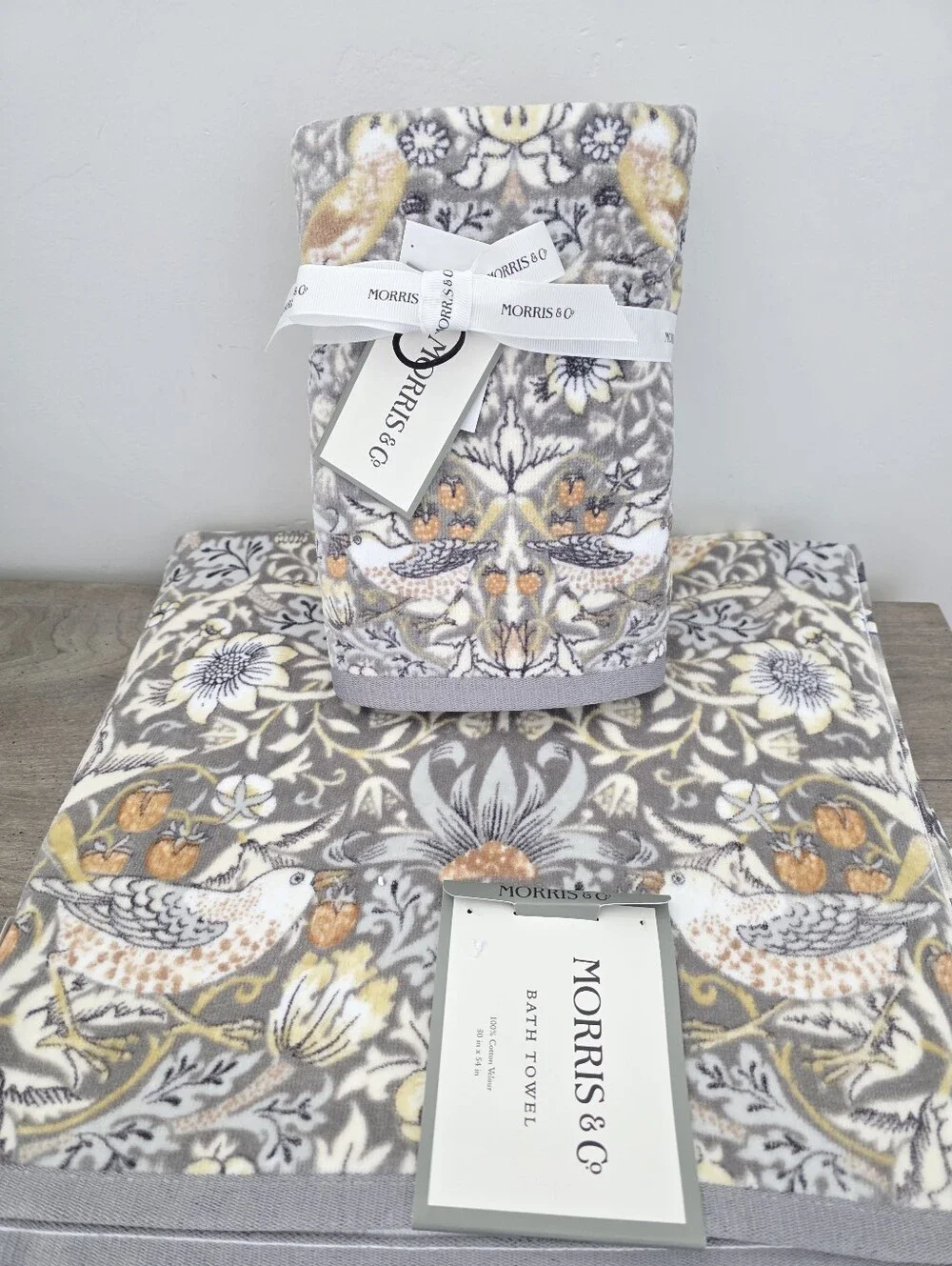Set of 3 William Morris & Co Velour Strawberry Thief Towels